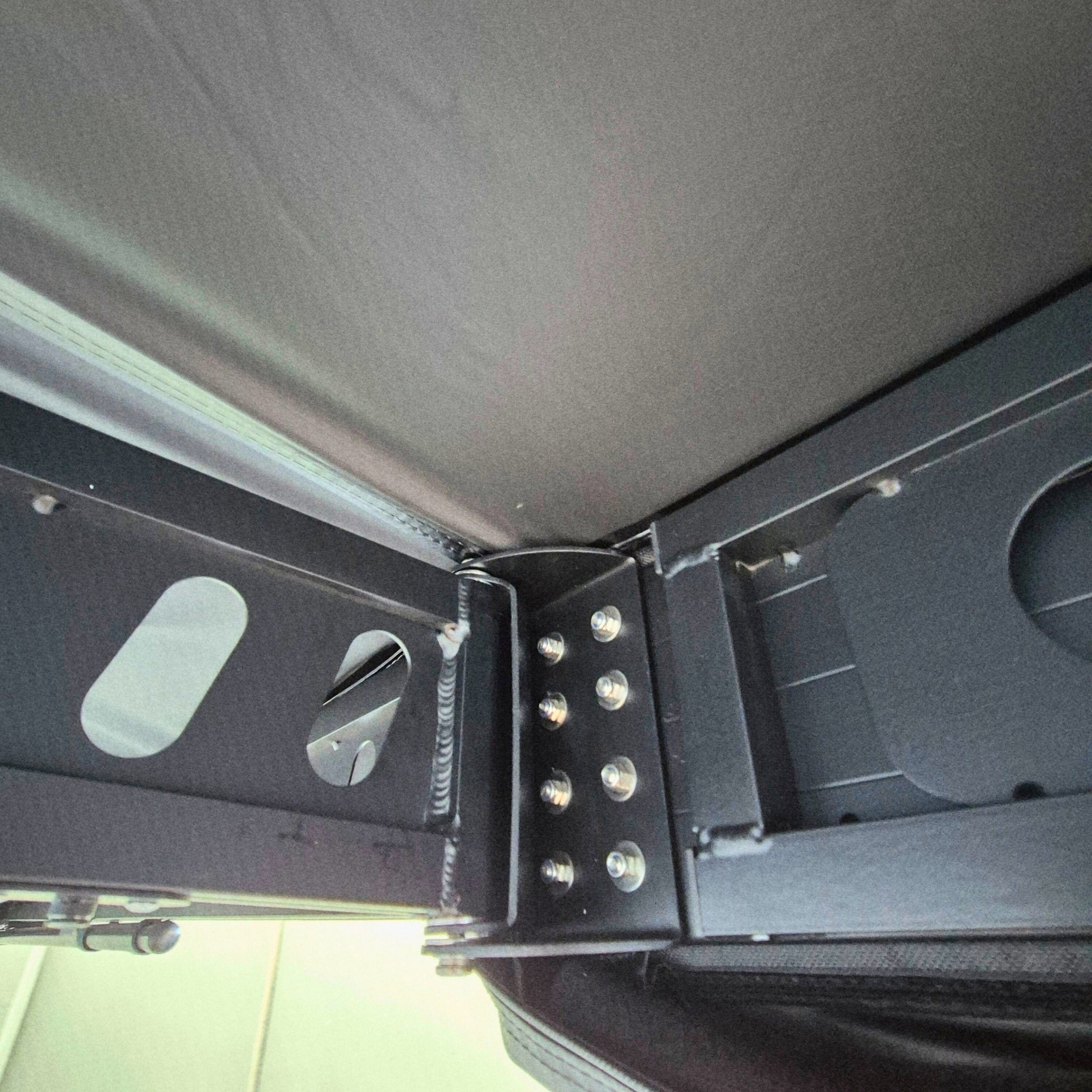 Firefly Outdoors - 2.5m XL 270 Awning with D-Zip