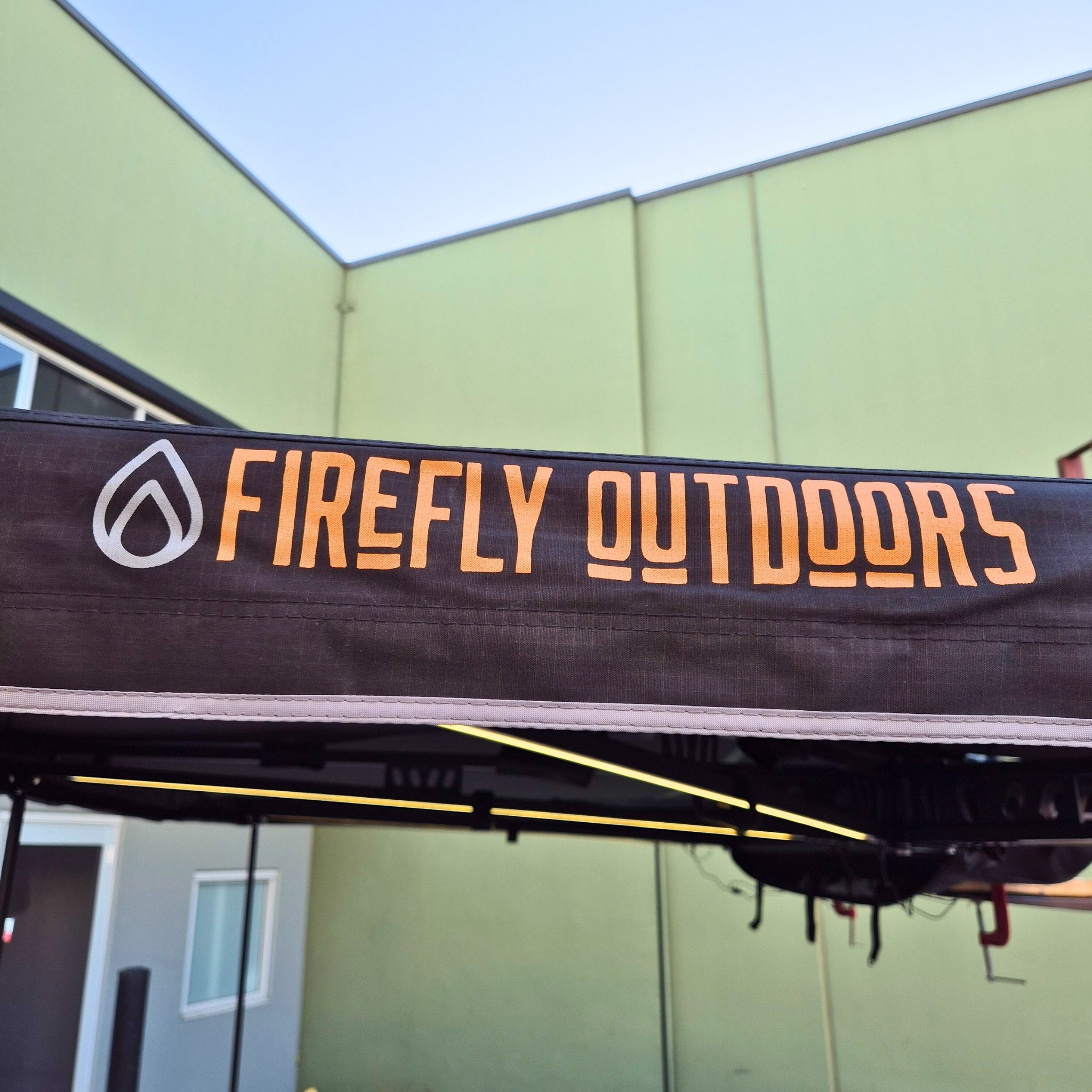 Firefly Outdoors - 2.5m XL 270 Awning with D-Zip