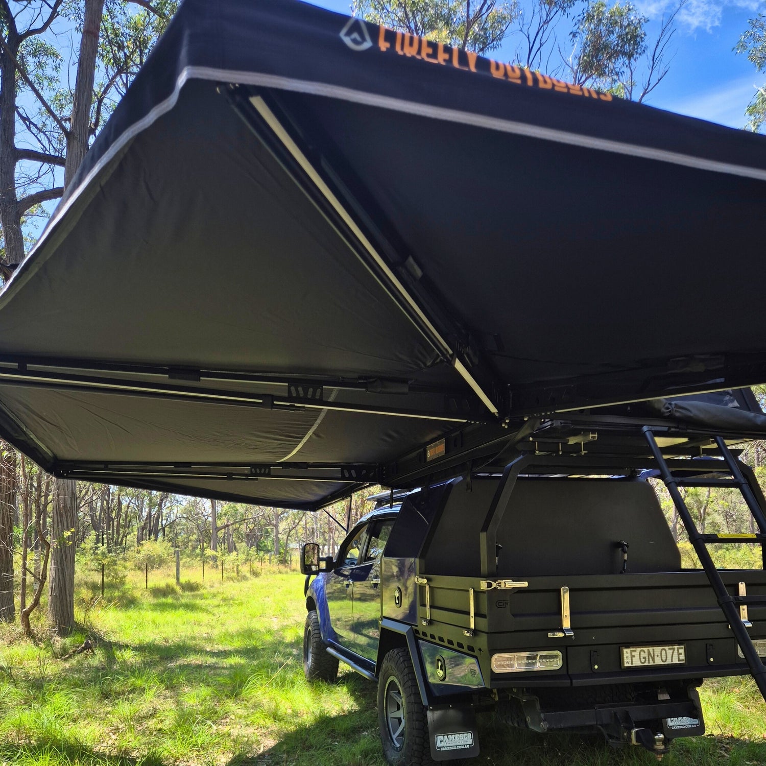 Firefly Outdoors - 2.5m XL 270 Awning with D-Zip